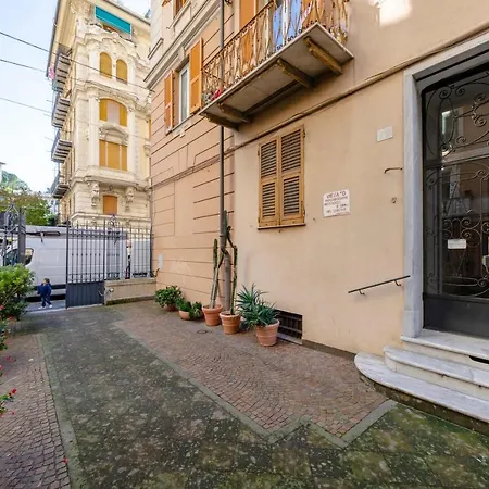 Altido Modern Flat For 6 In The Heart Of Foce Διαμέρισμα