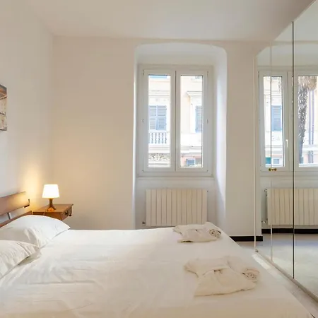 Altido Modern Flat For 6 In The Heart Of Foce Apartment Genoa